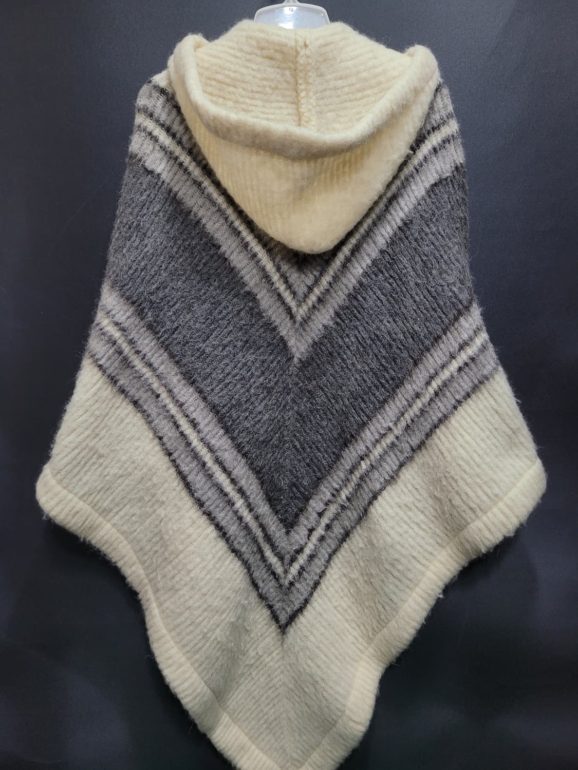 빈티지 알라포스 아이스울 울 판초 스웨터  아이슬란드 디스트레스드 베이지 상품이미지3