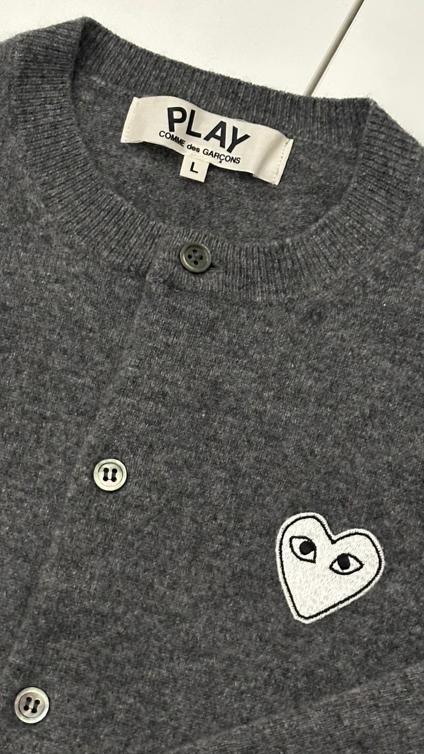 꼼데 화이트 와펜 그레이 가디건 여성 L  상품이미지2