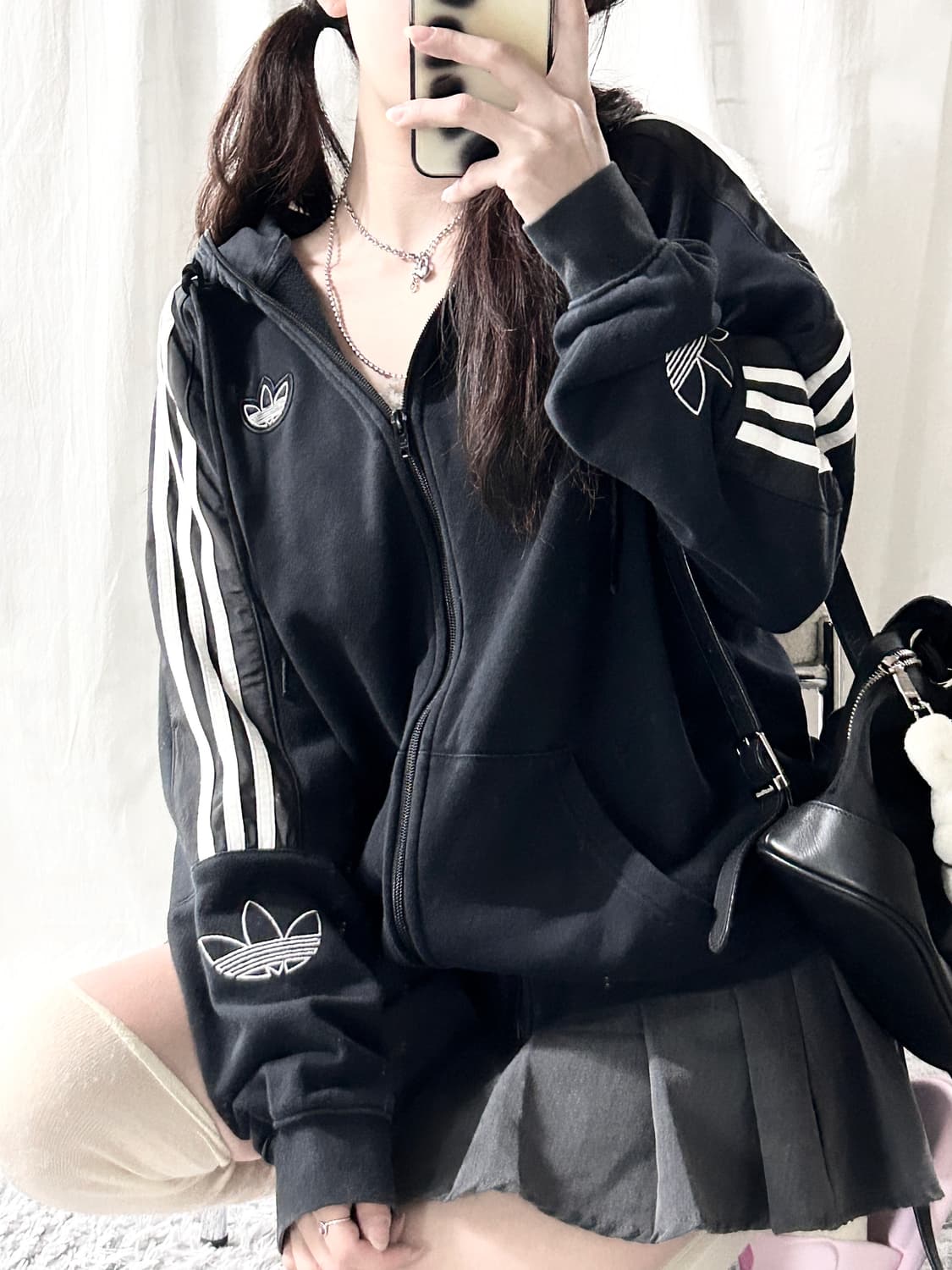 아디다스 자수로고 블랙 삼선 후드집업 상품이미지2