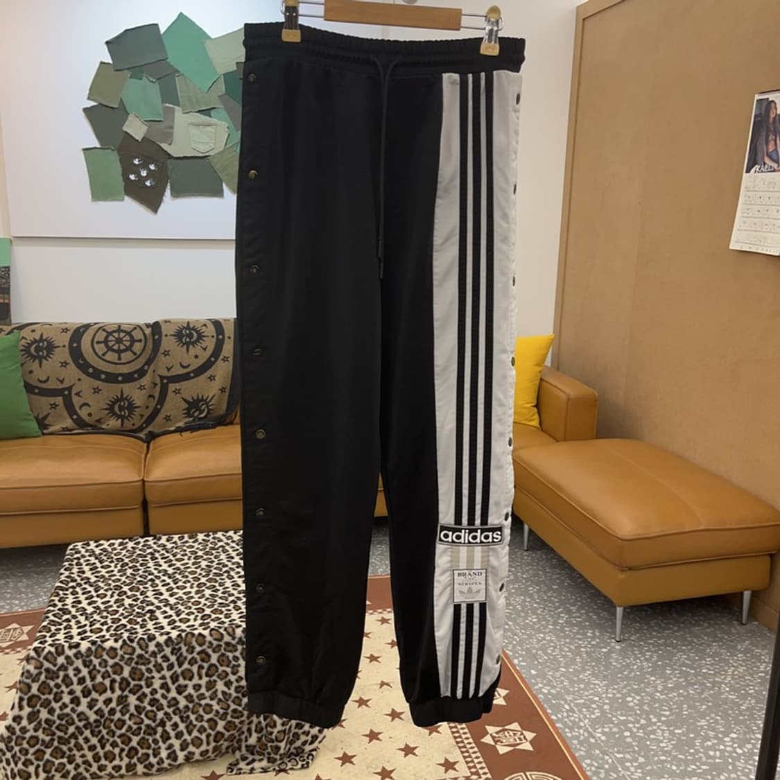 아디다스 아디브레이크 스포티 유니크 조거 트랙팬츠 S C09400 상품이미지3