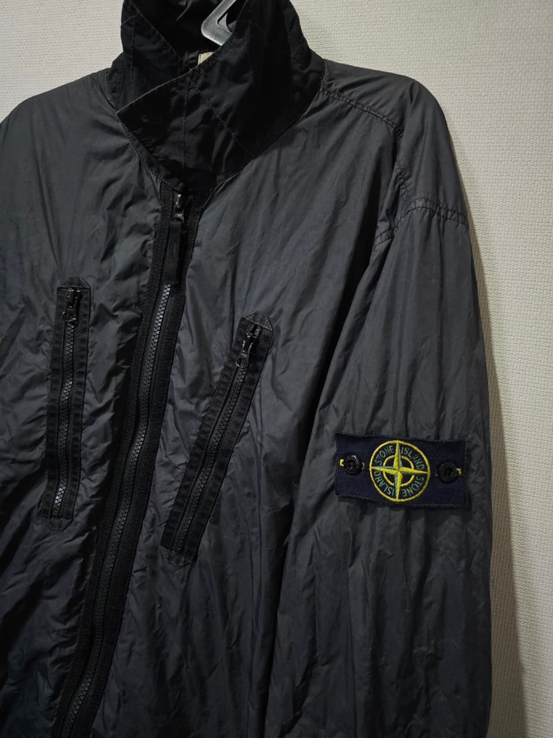 정품 스톤아일랜드 크링클랩스 바람막이 자켓 100 / L 상품이미지2