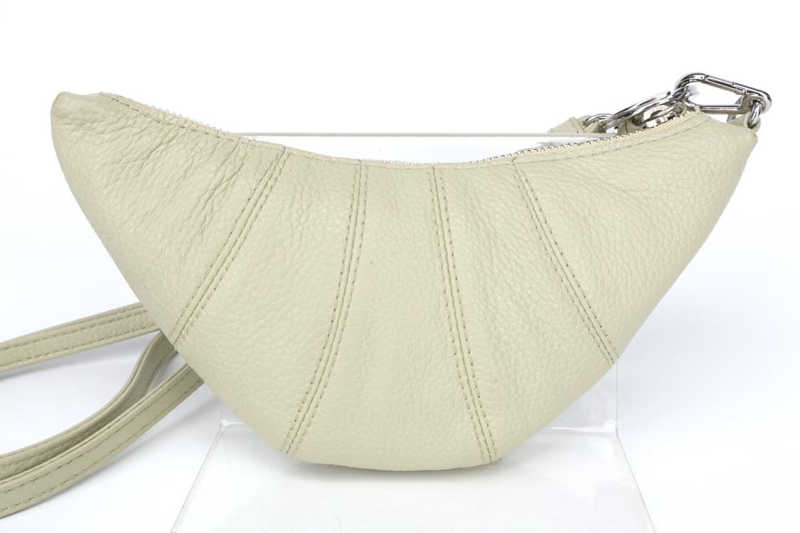 르메르 24SS 크루아상 코인 펄스 목걸이 지갑 상품이미지2