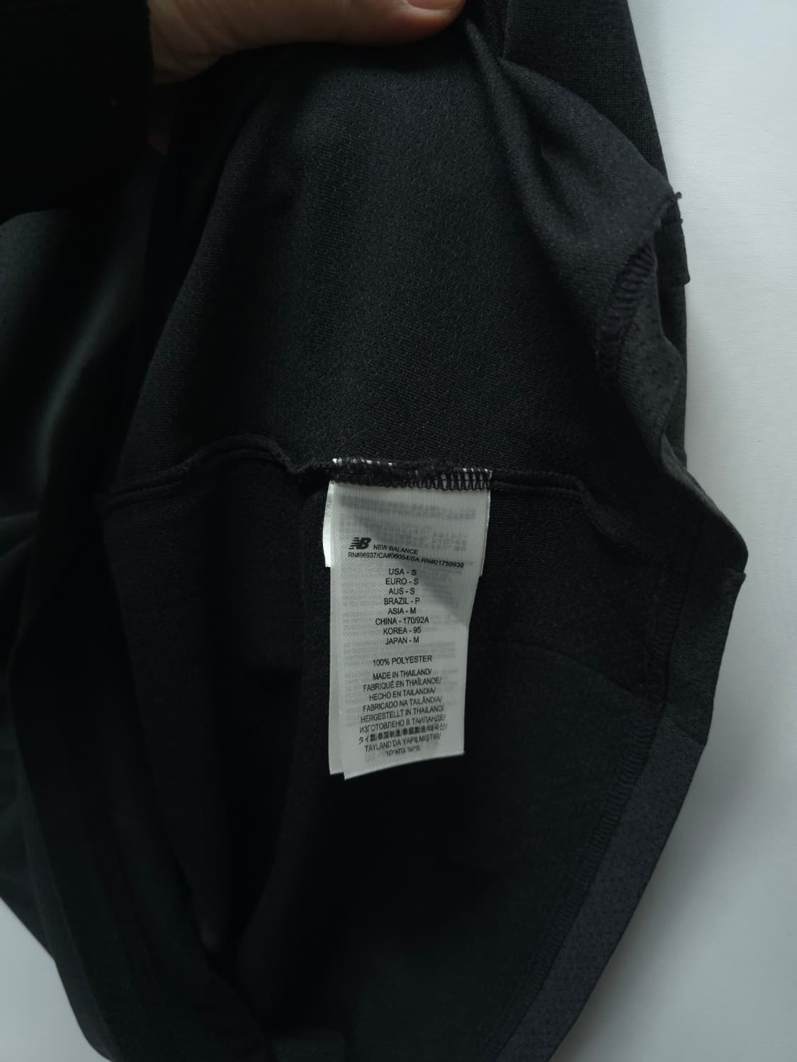 뉴발란스 남성 블랙 런닝 기능성 반팔 티셔츠(95) 상품이미지10