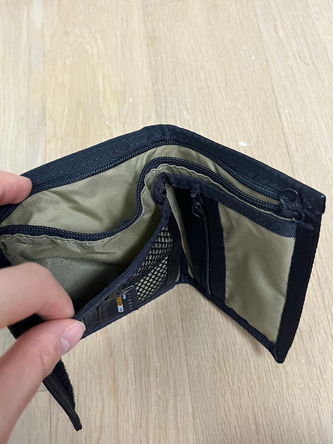 디스이즈네버댓 카드 지갑 카키 17fw 상품이미지3