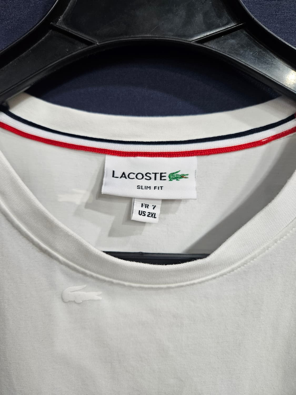 라코스테 스포츠 로고패턴 화이트 남성 110 반팔티  상품이미지3