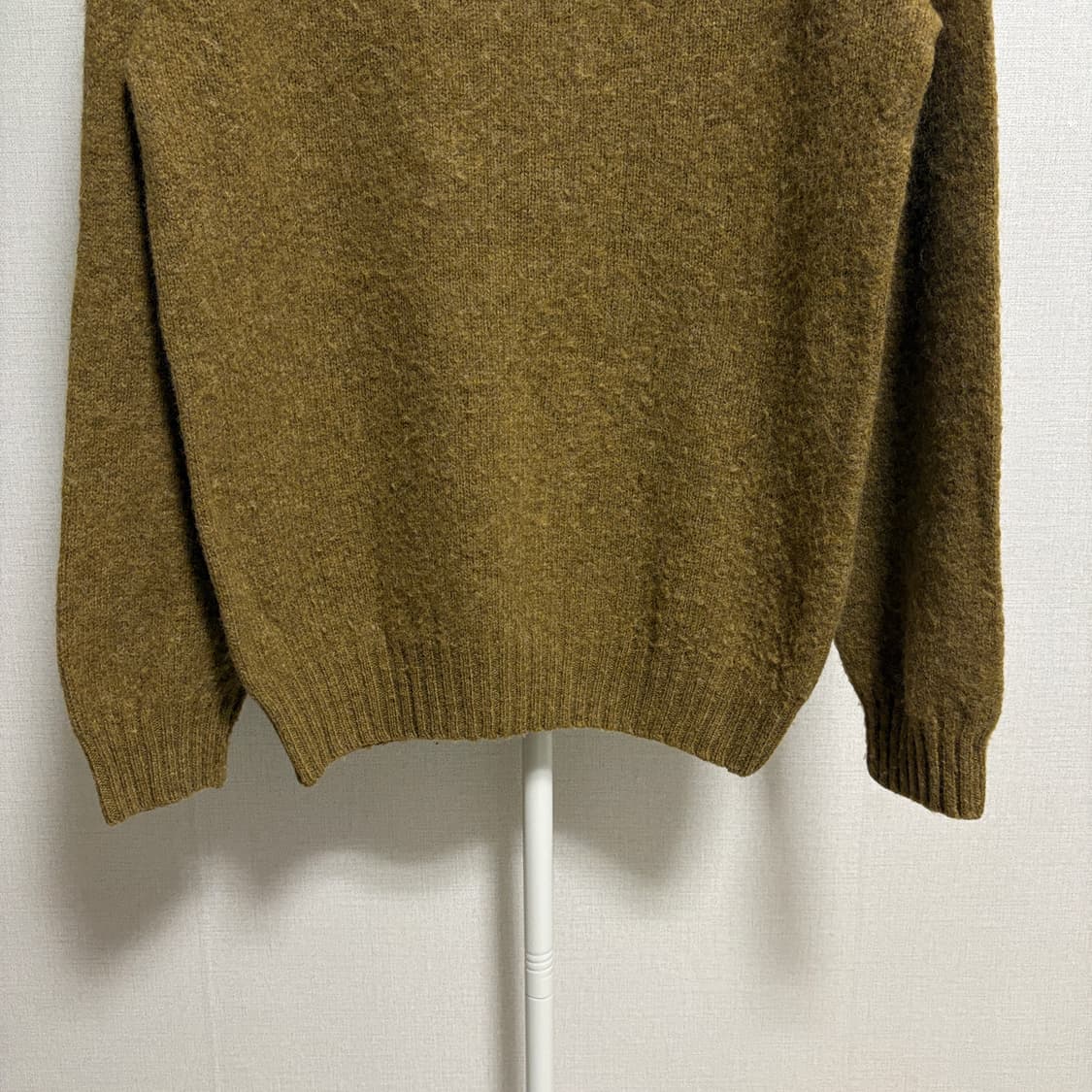 할리 오브 스코틀랜드 쉐기독 크루넥 니트 / 아스파라거스, L 상품이미지3