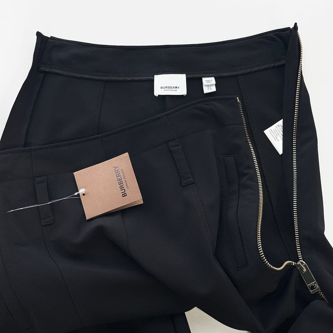 버버리 사이드 지퍼 레깅스 트라우저 [새상품] 상품이미지3