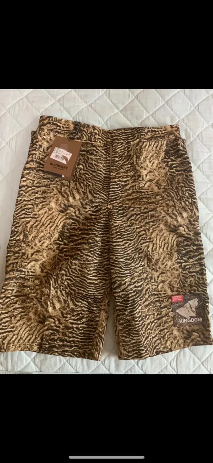 정품 버버리 버뮤다 쇼츠 반바지 상품이미지1