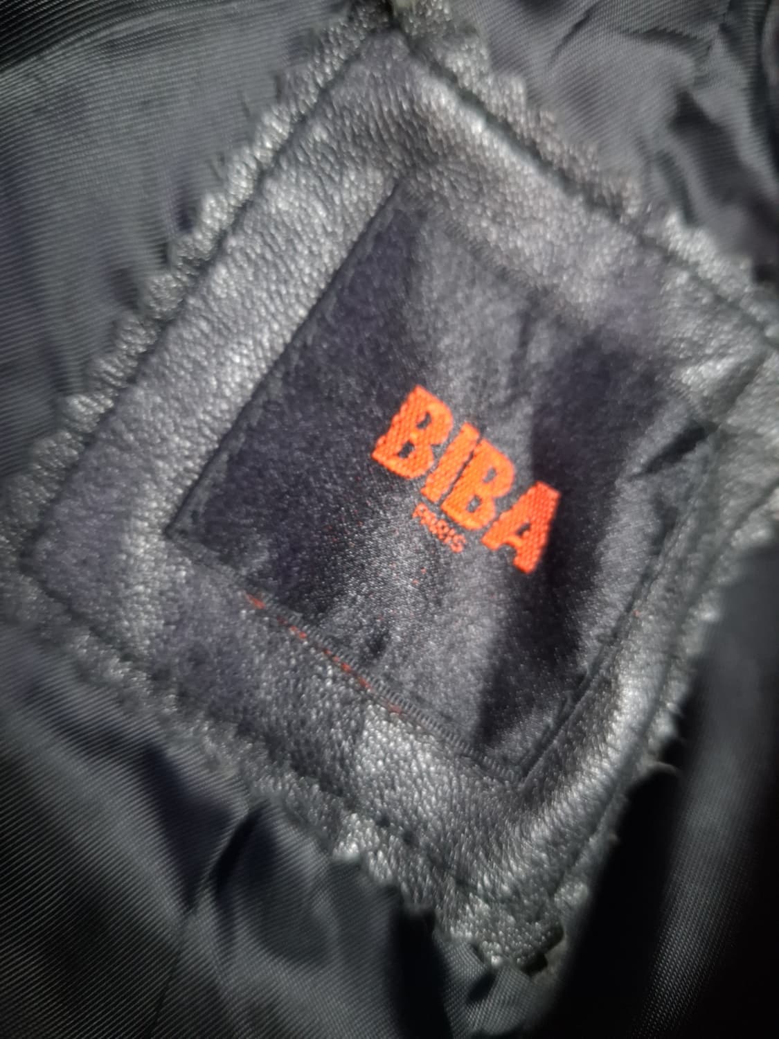 90's 빈티지 홍콩제조 우먼 리얼램스킨 더블 트렌치코트 상품이미지3