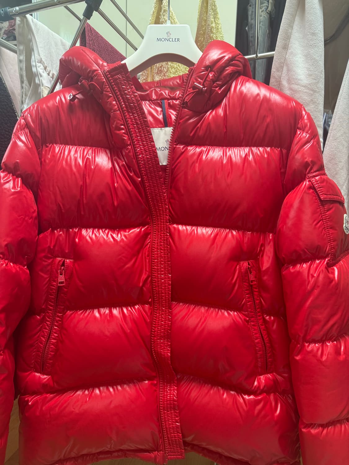 몽클레어 에크린스 3사이즈 팝니다. 상품이미지1