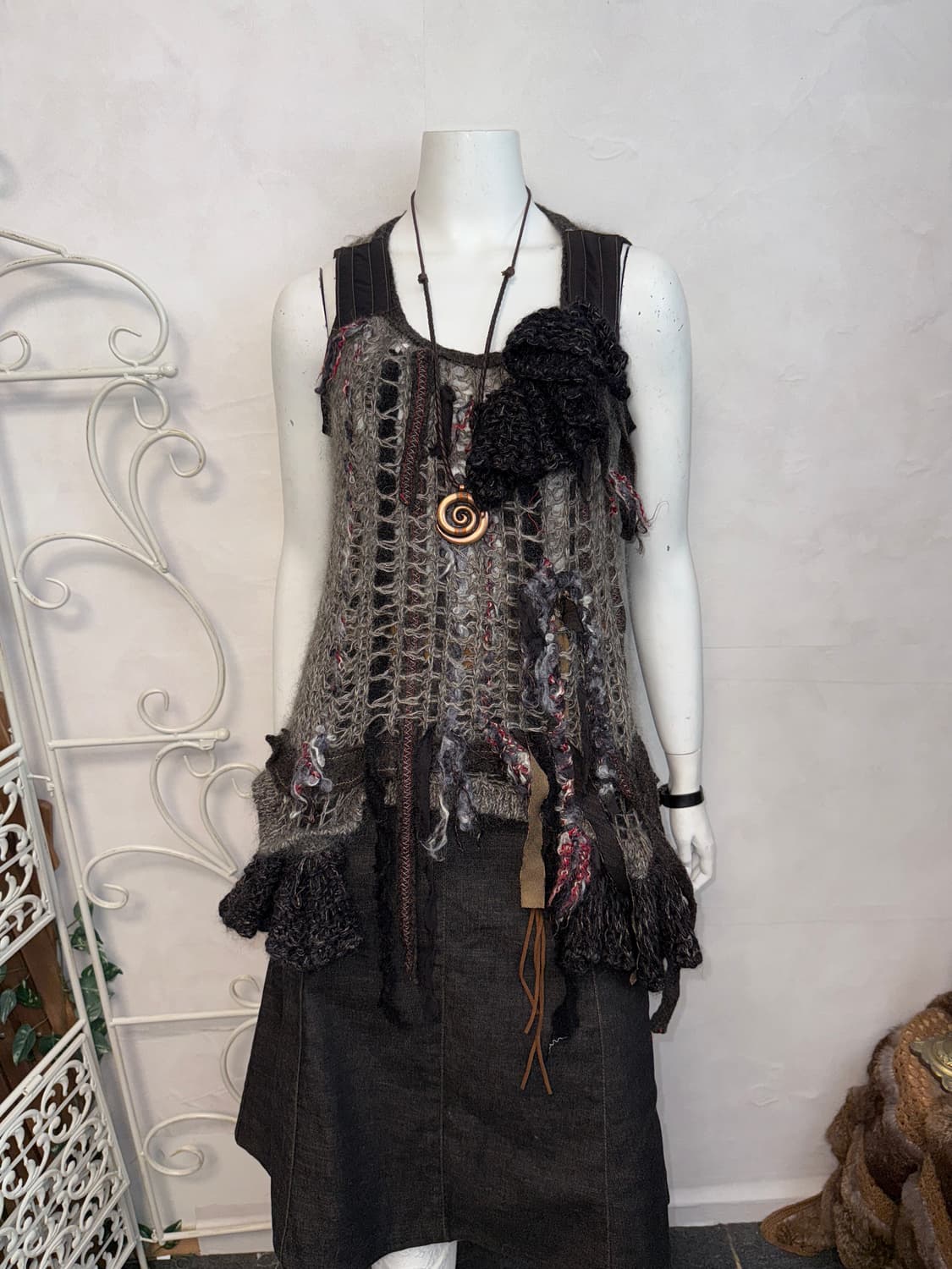 Gray grunge fairy mohair ruffle 슬리브리스 상품이미지4