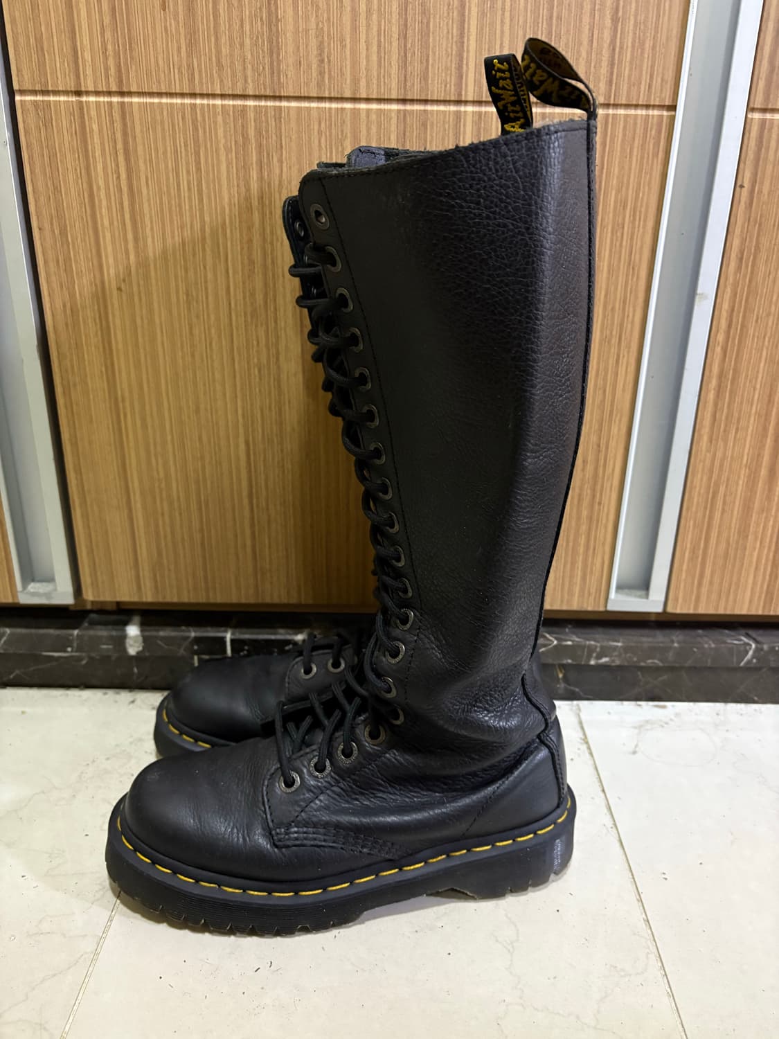 닥터마틴 1B60 벡스 롱부츠 UK6 (250) 20홀 상품이미지4