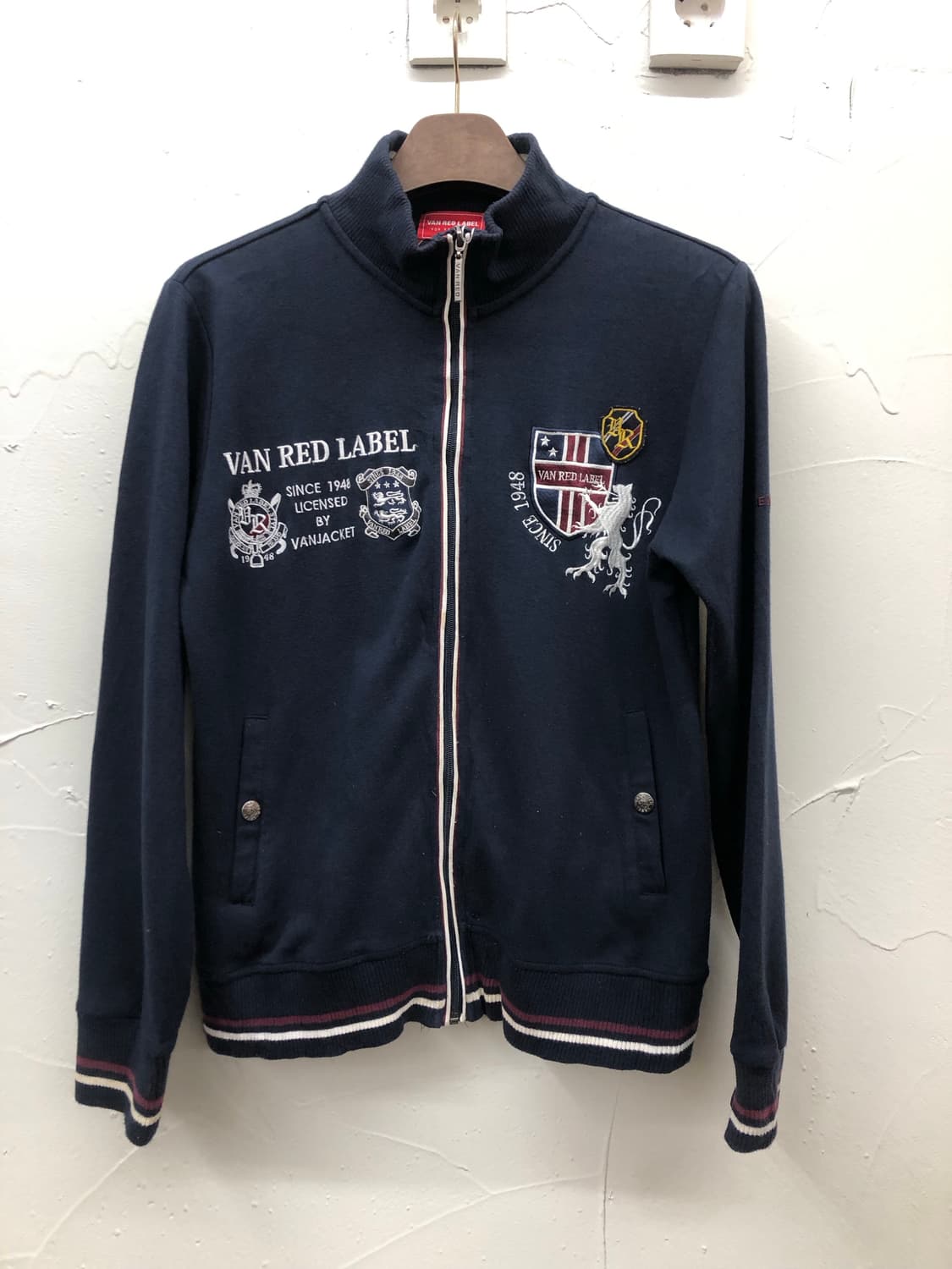 van red label 집업 자켓 상품이미지1