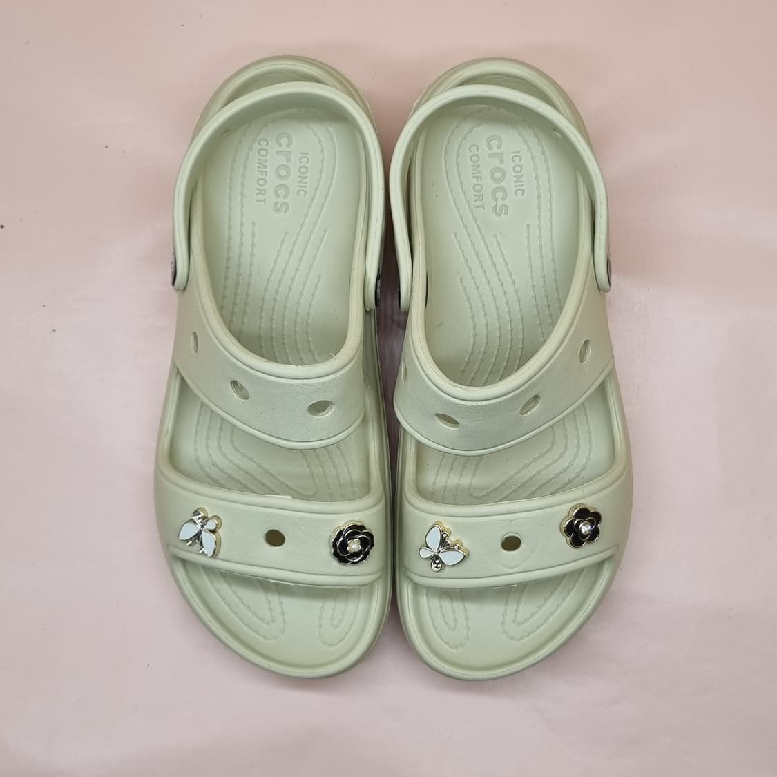 크록스 클래식 크러쉬 여성샌들 w7 240 굽5 상품이미지2