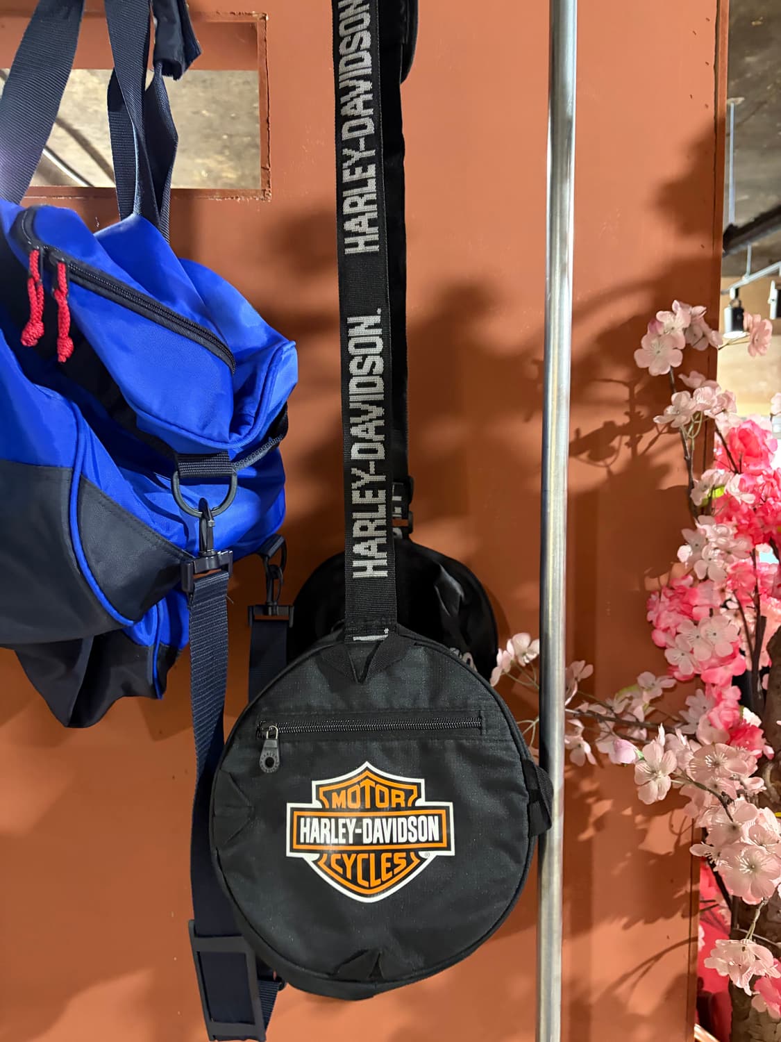 할리데이비슨 원통형 크로스백 상품이미지2