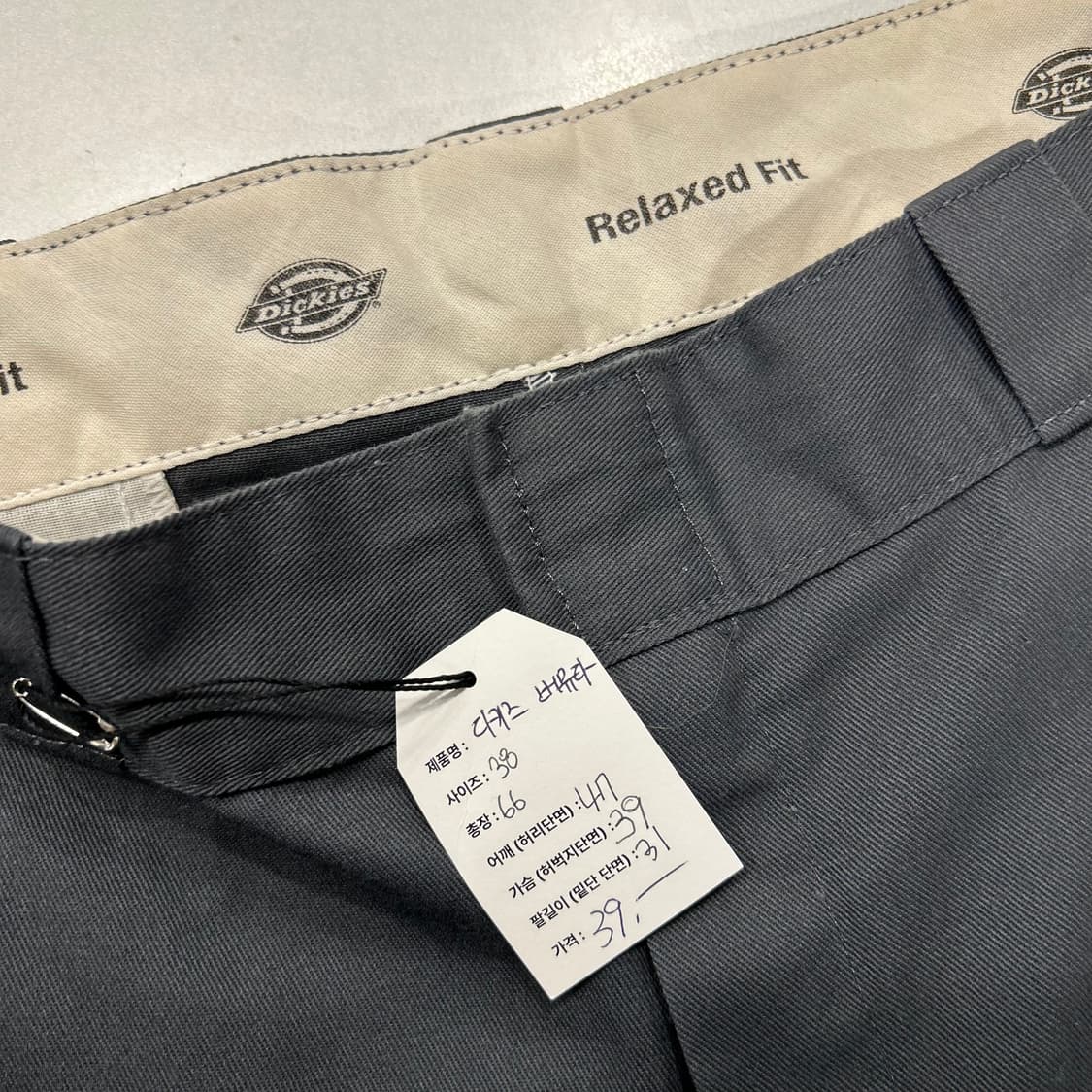 [38] 디키즈 워크 버뮤다 반바지 차콜 그레이 상품이미지5