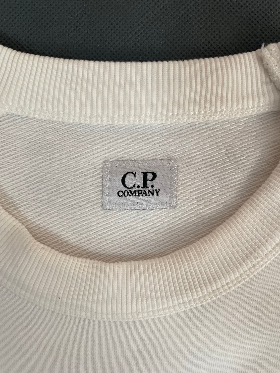 C.P company  sweater  21Ss L(105-110)  상품이미지3