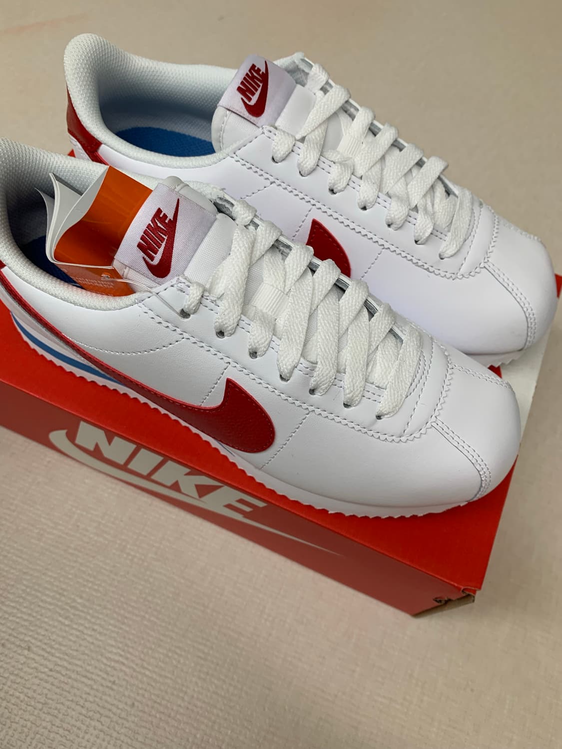 나이키 코르테즈 레더 화이트  상품이미지1