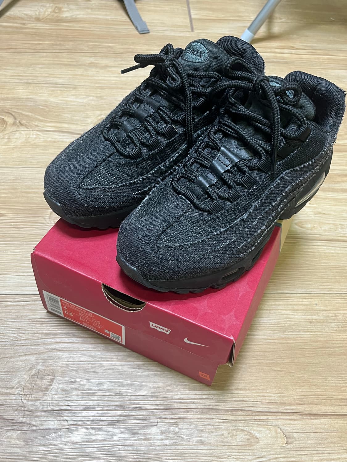 리바이스 x 나이키 에어맥스 95 230 상품이미지1