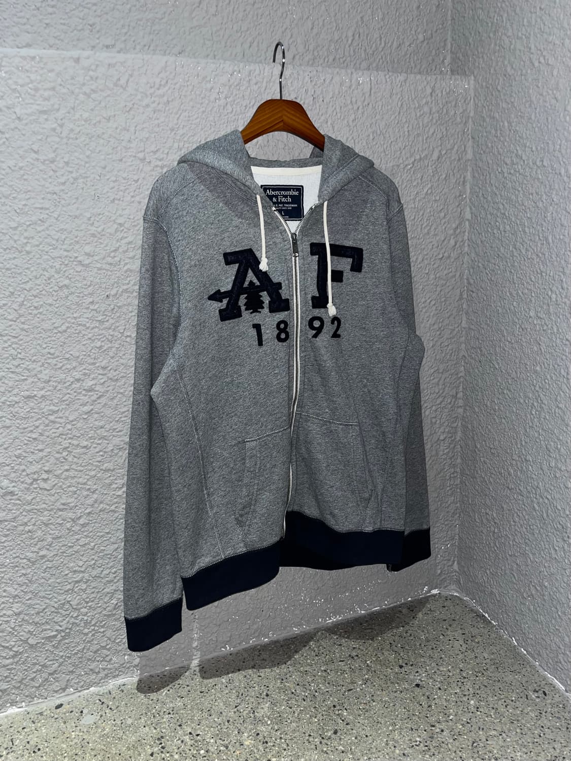 아베크롬비 로고 후드집업 상품이미지1