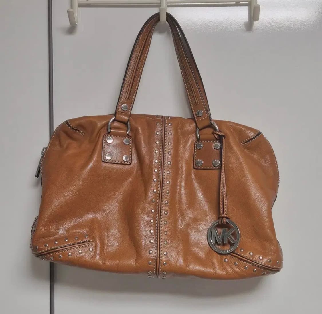 마이클 코어스 숄더백 상품이미지1