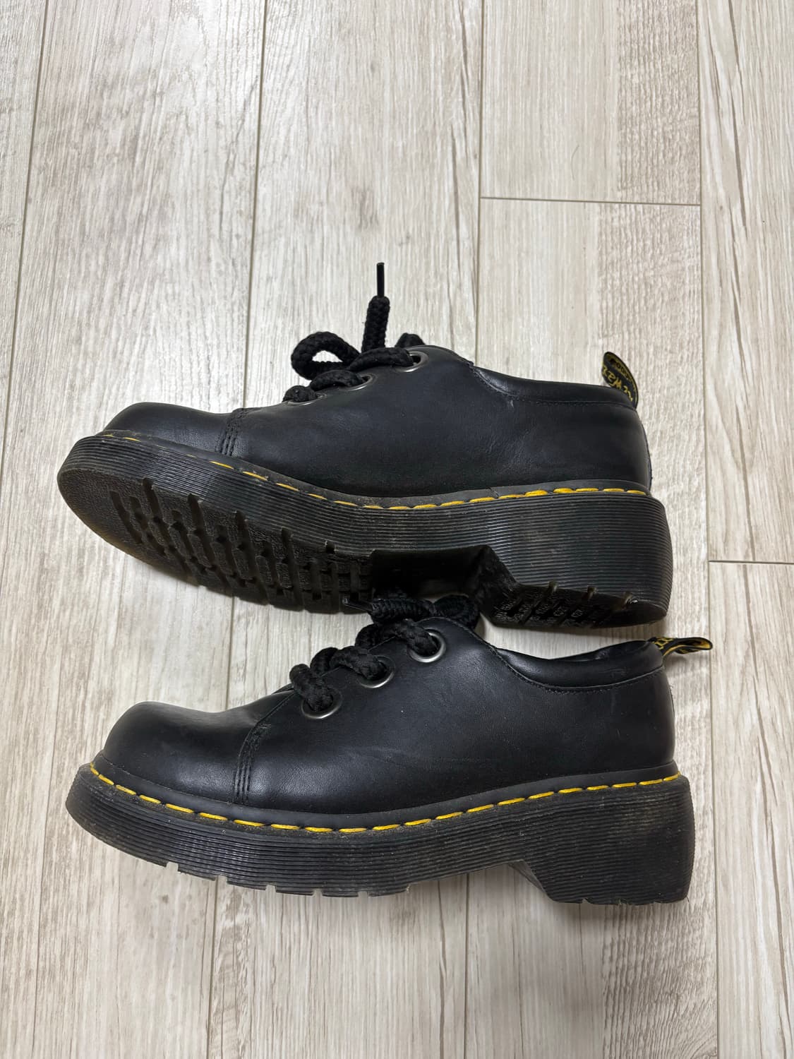 닥터마틴 3홀 크랜포드 블랙 250 상품이미지2