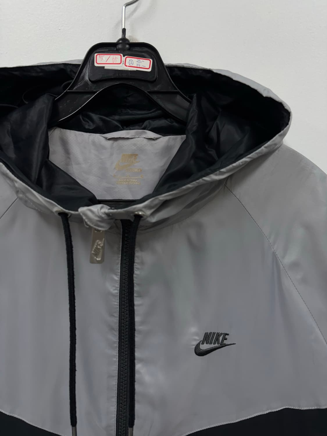 나이키윈드러너 후드 바람막이 상품이미지2