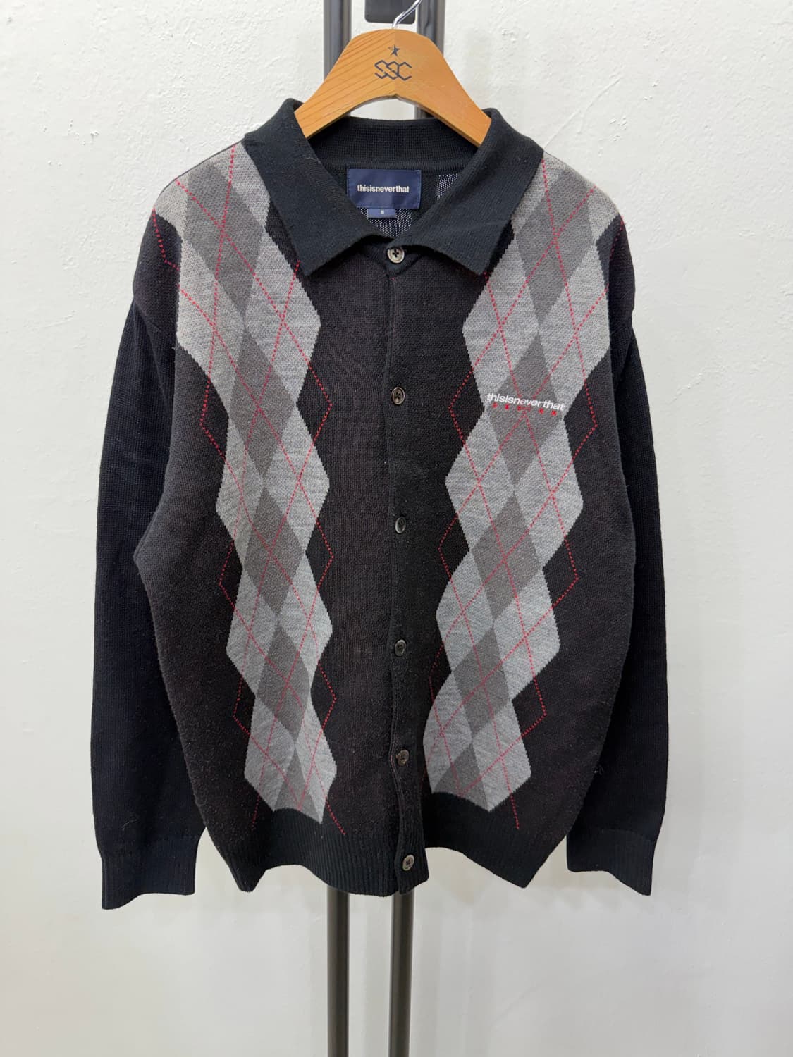 정품) 디스이즈네버댓 아가일 가디건 블랙 M 상품이미지1