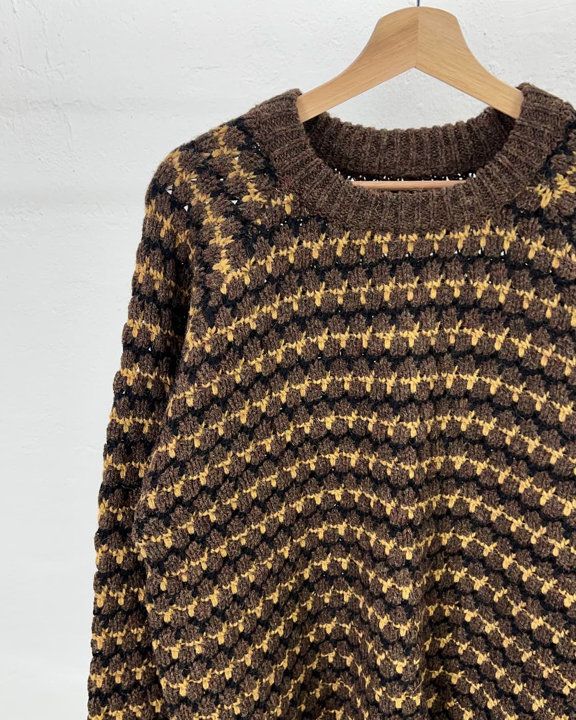 빔즈 스트라이프 팝콘 라운드 넥 울 니트 스웨터 상품이미지2