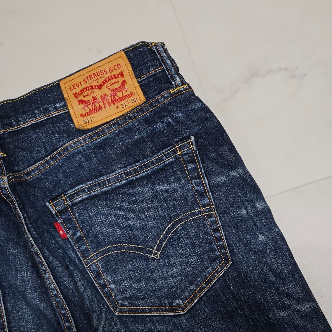 32) 리바이스 511 스판 워싱 데님팬츠 상품이미지3