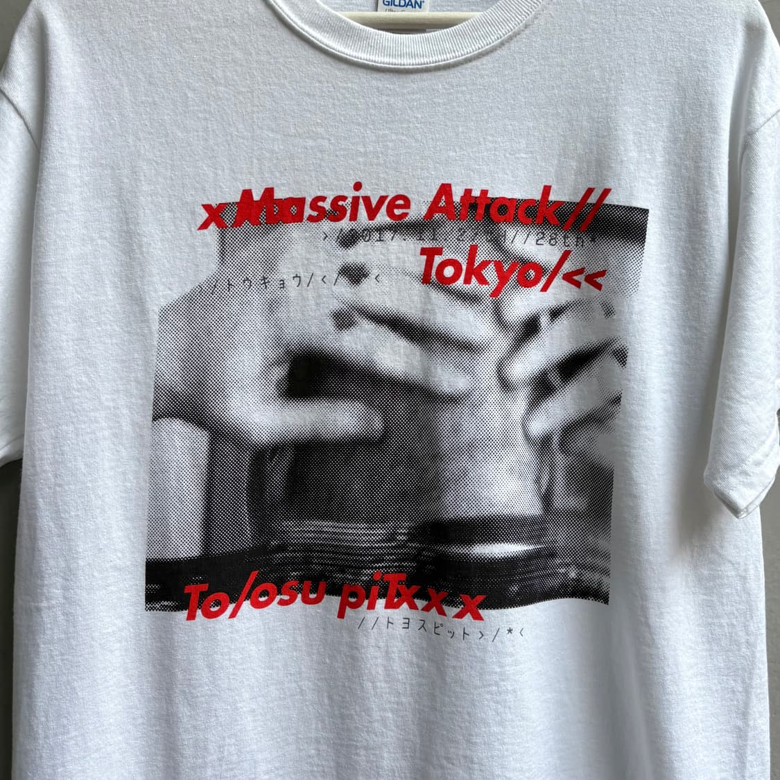 Massive Attack 2017 tour tee 매시브어택 상품이미지2