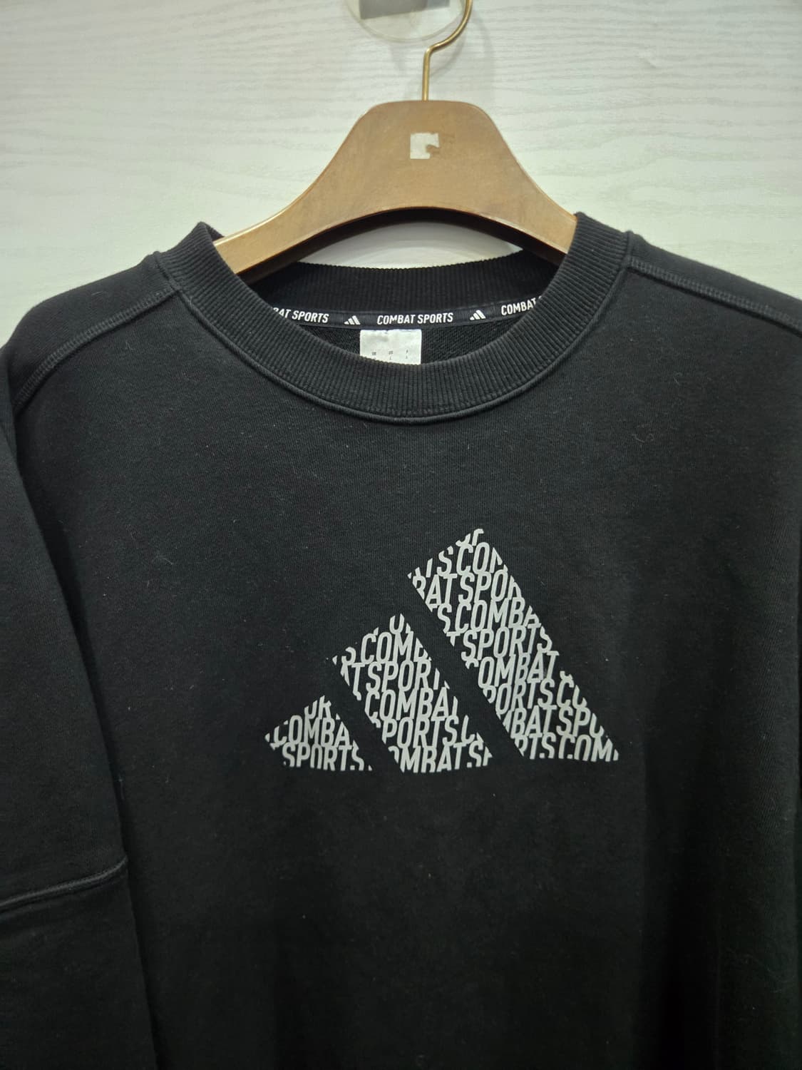 L,100 )) adidas 아디다스 맨투맨! 블랙 색상! 로고가 이뻐요 상품이미지2