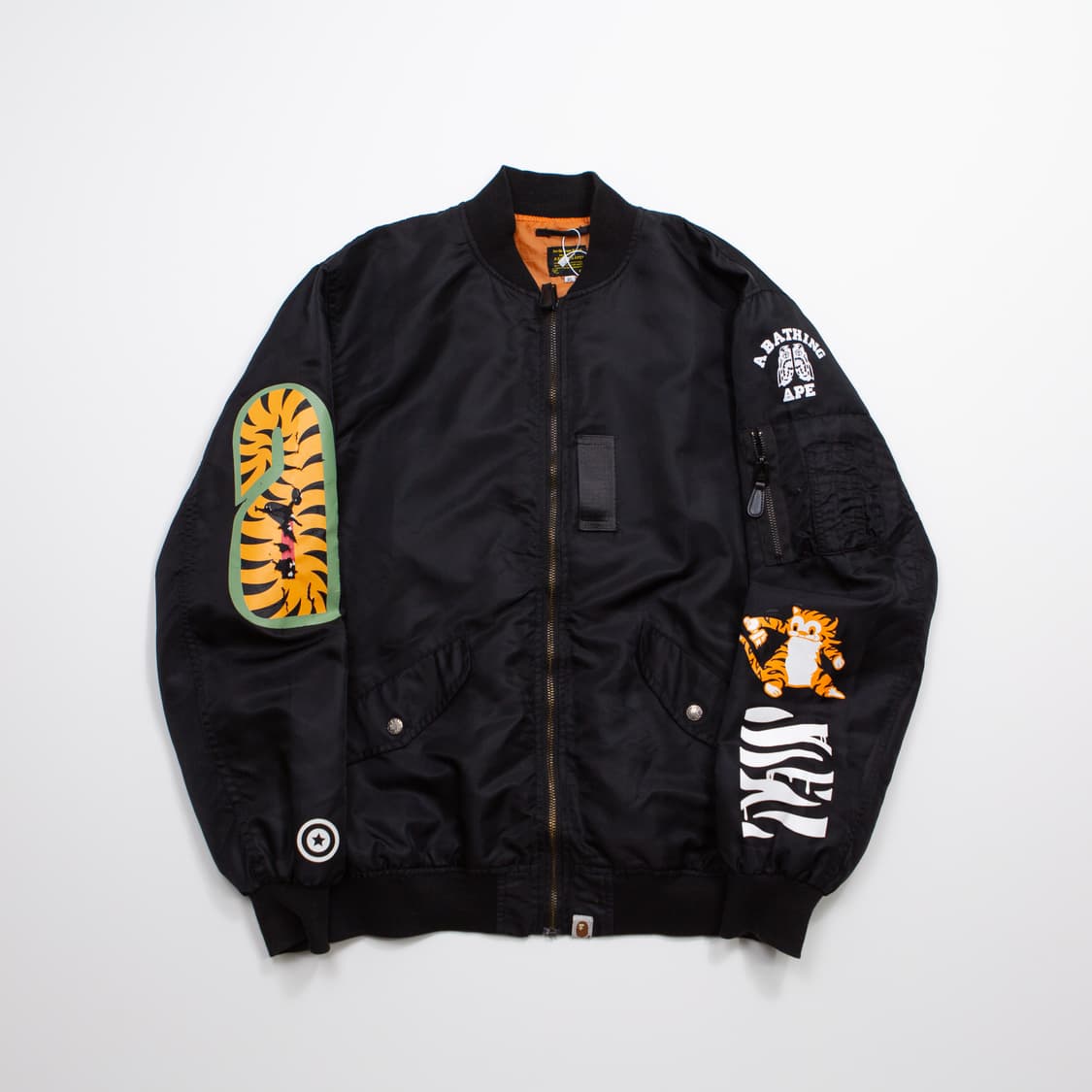 베이프 샤크 MA-1 봄버 자켓 상품이미지1