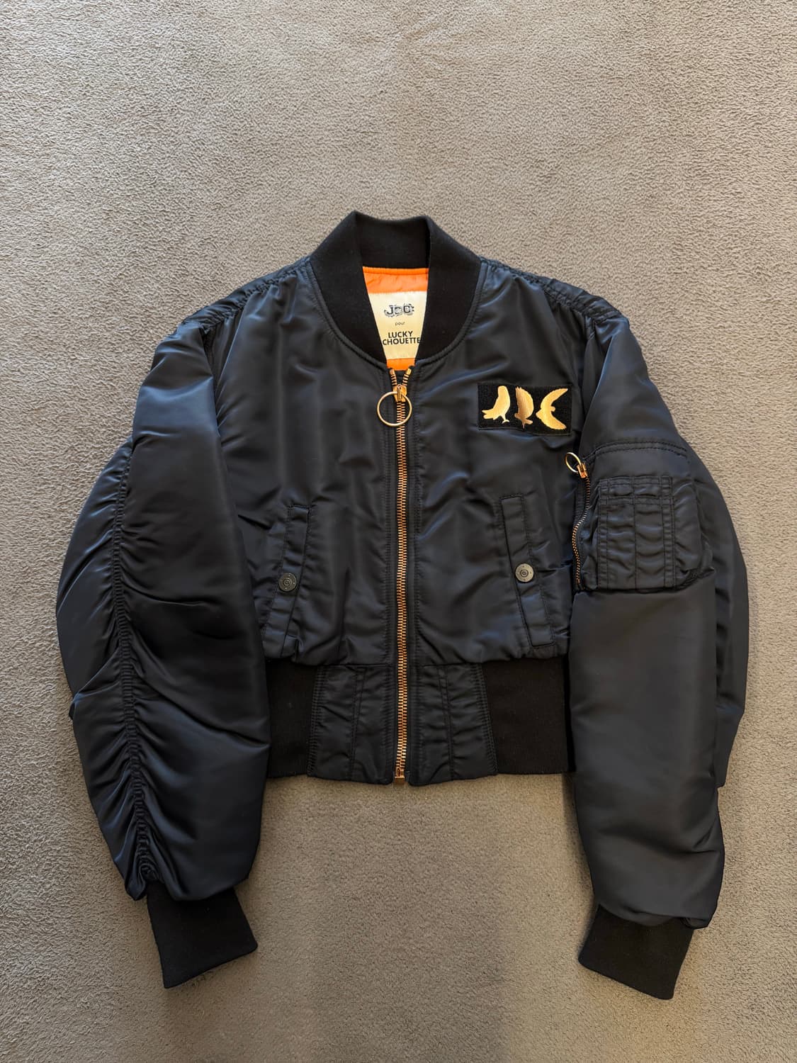 럭키슈에뜨 크롭 항공 자켓 처분  상품이미지1