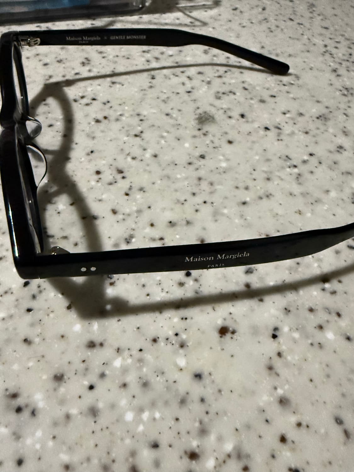 젠틀몬스터 x 메종 마르지엘라 mm111 블랙클리어 상품이미지4
