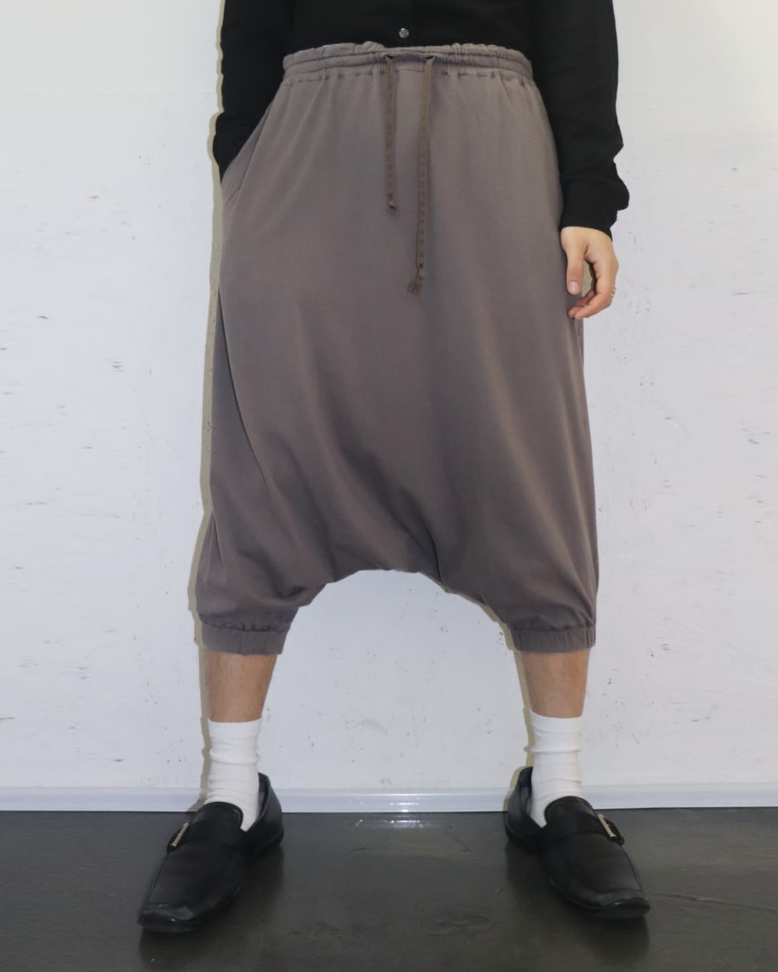 S'YTE 드로우스트링 배기 쇼츠 상품이미지1