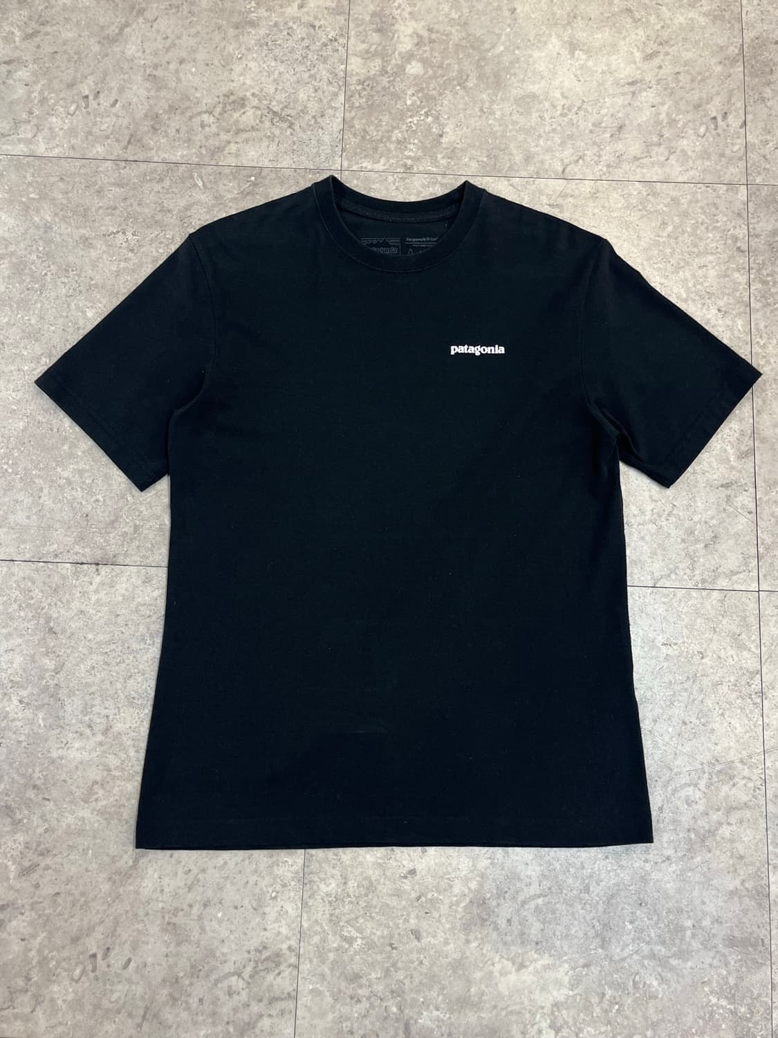 파타고니아 반팔티 블랙 M #csz4046 상품이미지4
