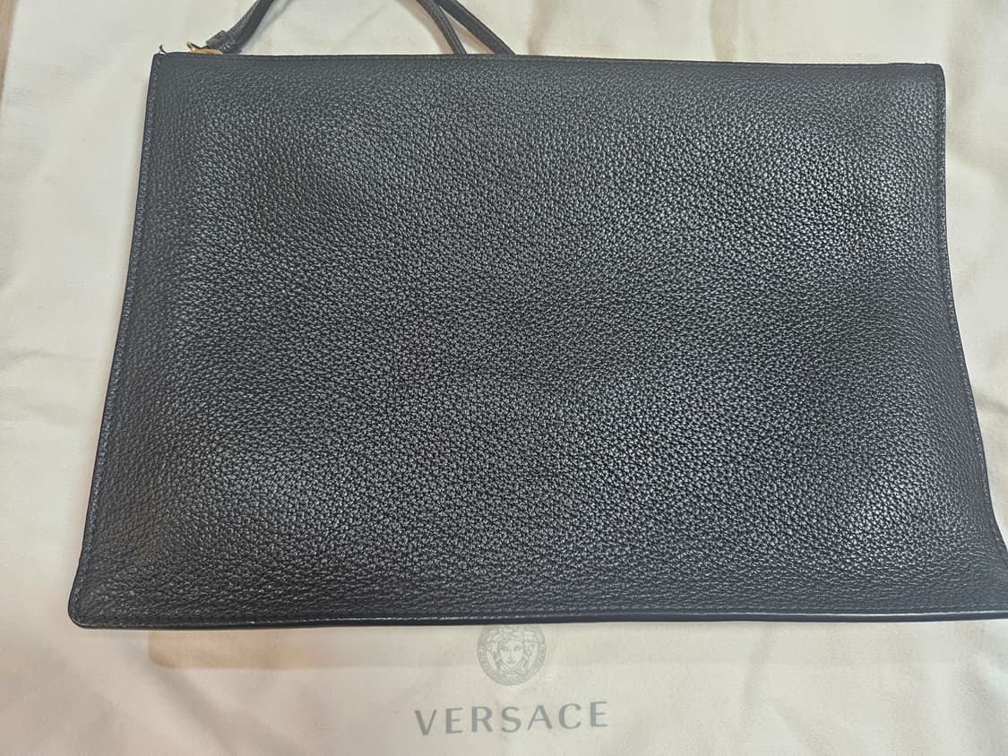 베르사체 블랙 레더 메두사 클러치백 라지 남여공용 상품이미지5