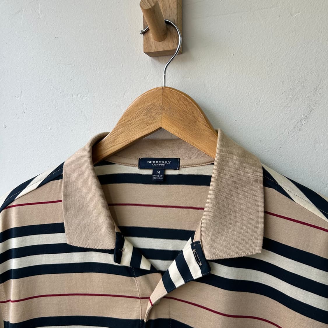 16666 - 버버리 스트라이프 반팔 카라티 상품이미지3