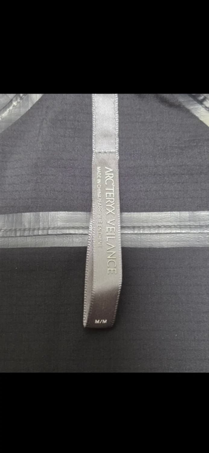 아크테릭스 베일런스 뎀로 후드 [민트급.백화점 구매] M(100ㅡ105) 상품이미지7