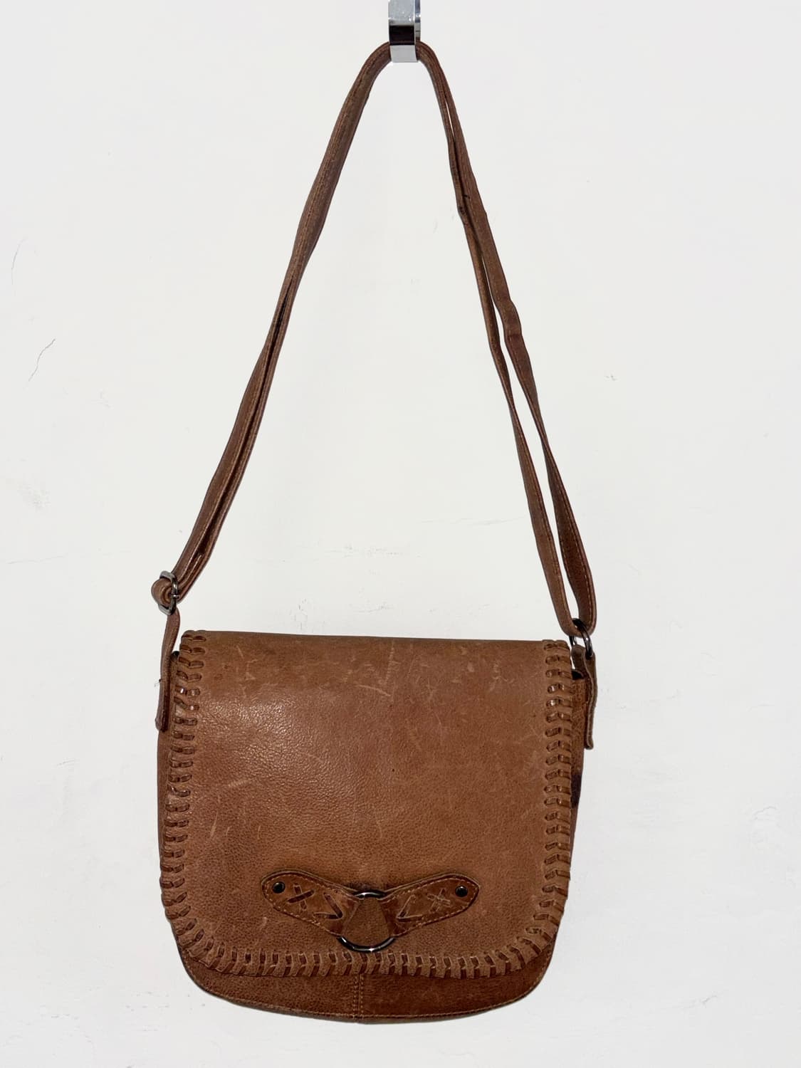 리얼 레더 빈티지 크로스백 (element) 상품이미지1