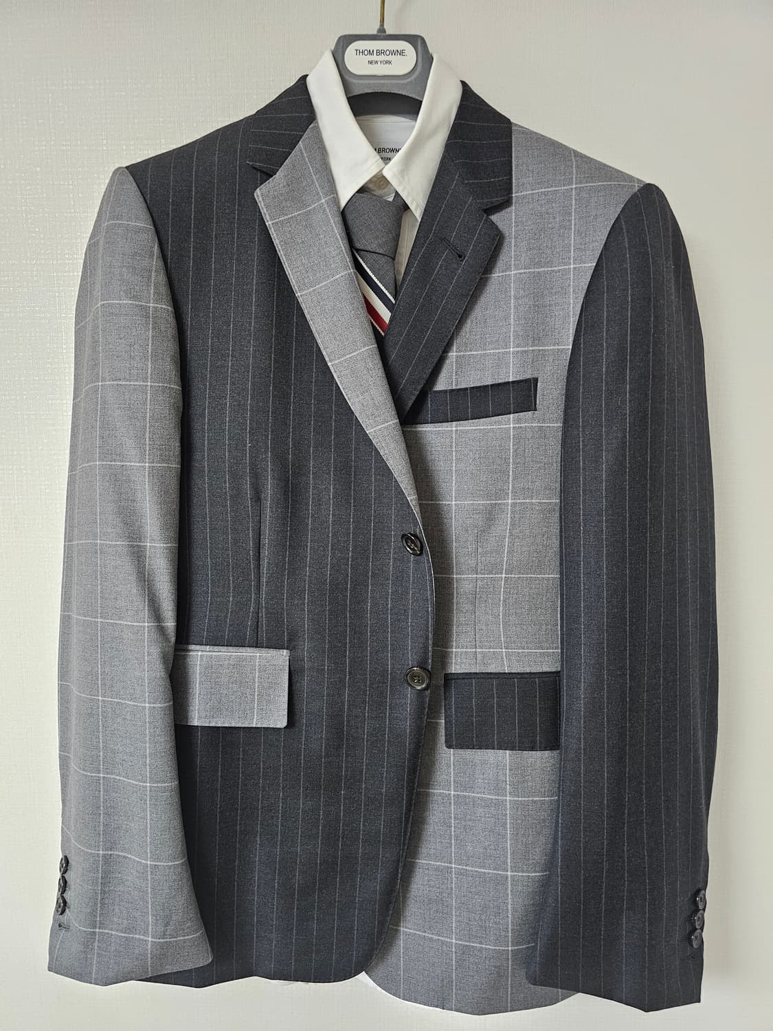 톰브라운 신형 펀믹스 블레이저자켓(2/신품급) 상품이미지2