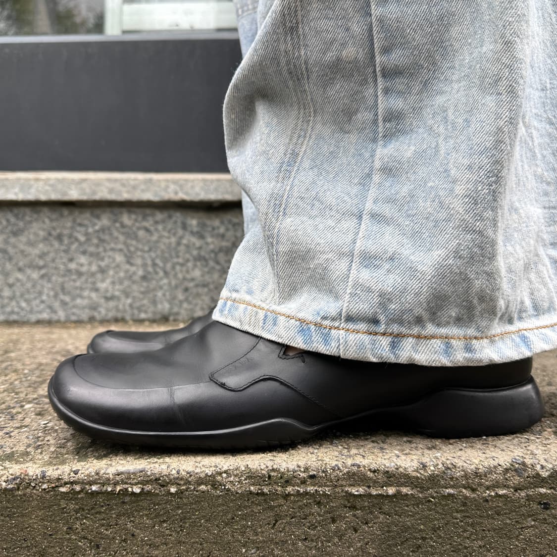 (레어) 00s 블랙 프라다 스포츠 스퀘어 토 가죽 로퍼 상품이미지9