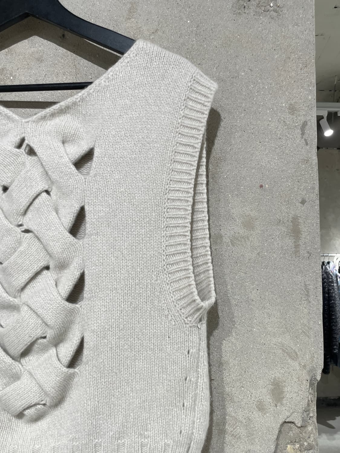 시스템 아이보리 미들 케이블 니트 베스트 상품이미지3