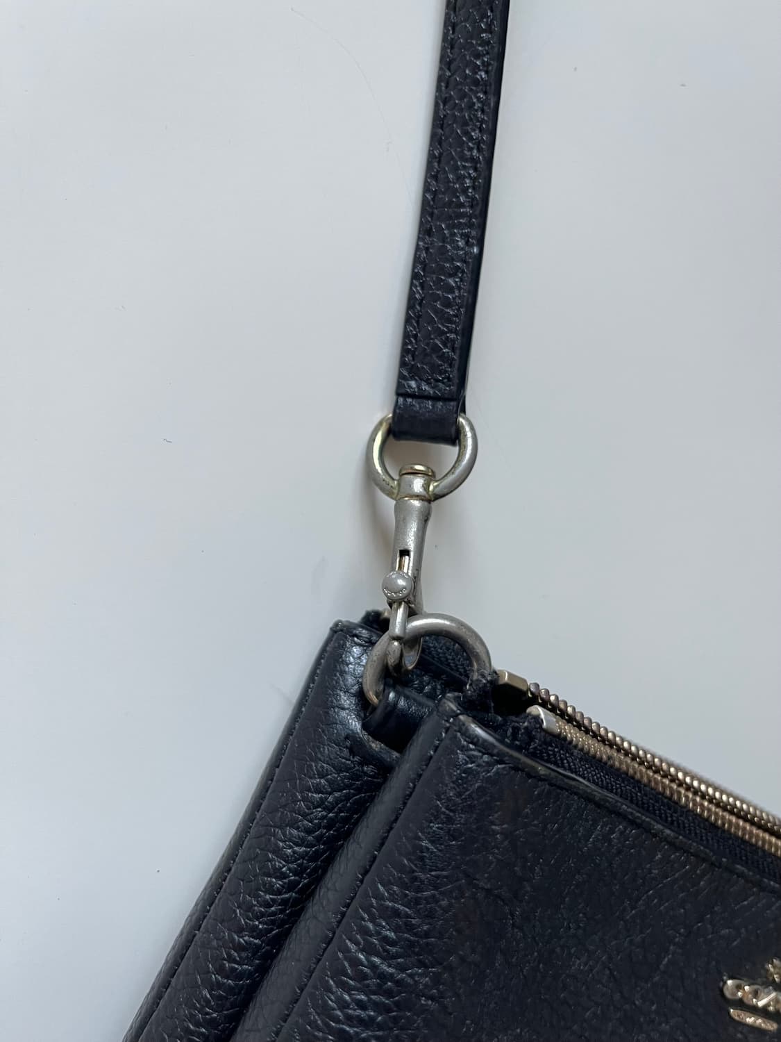 코치 미니 크로스백 상품이미지10