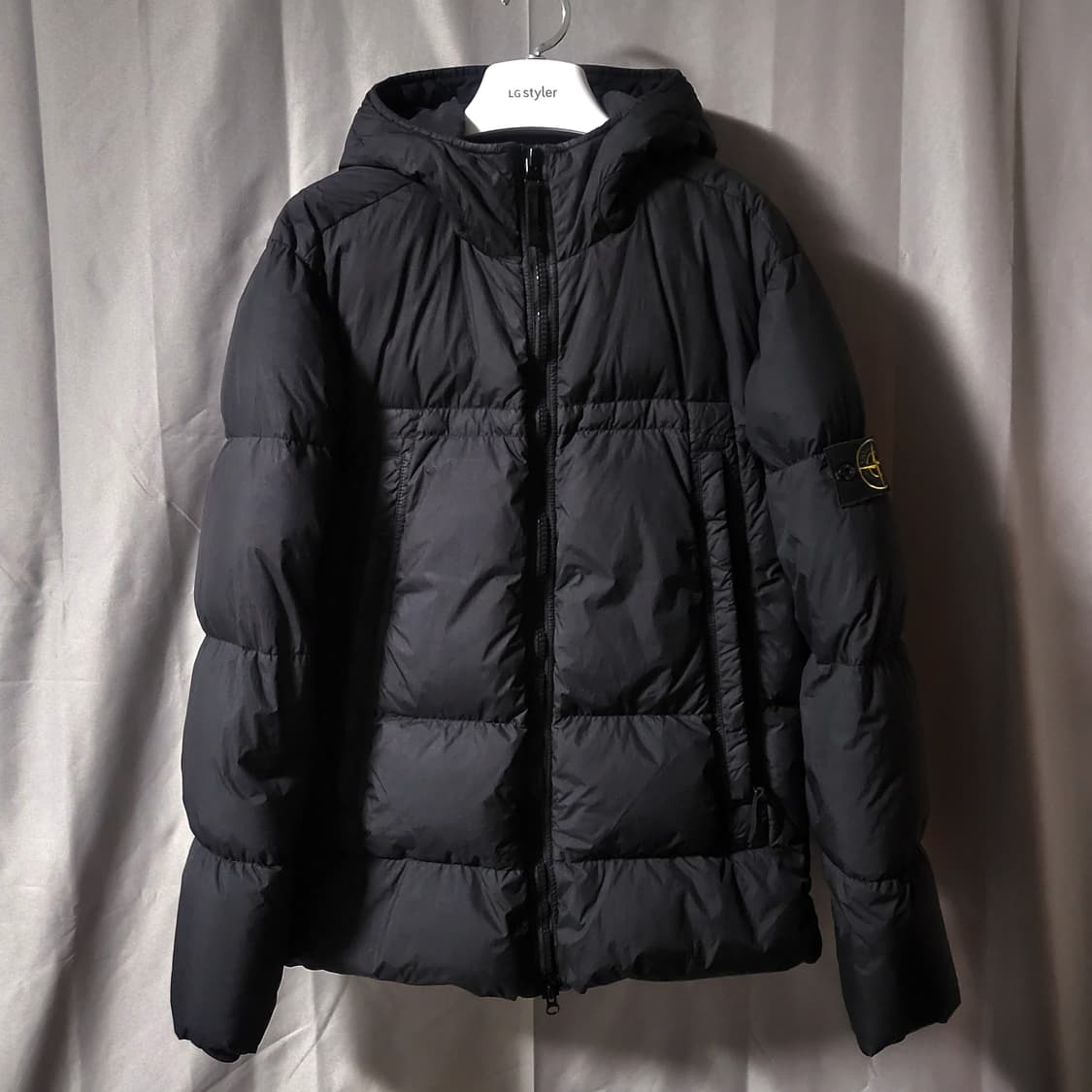 스톤아일랜드 크링클랩스 후드 다운 패딩 M 블랙 상품이미지1