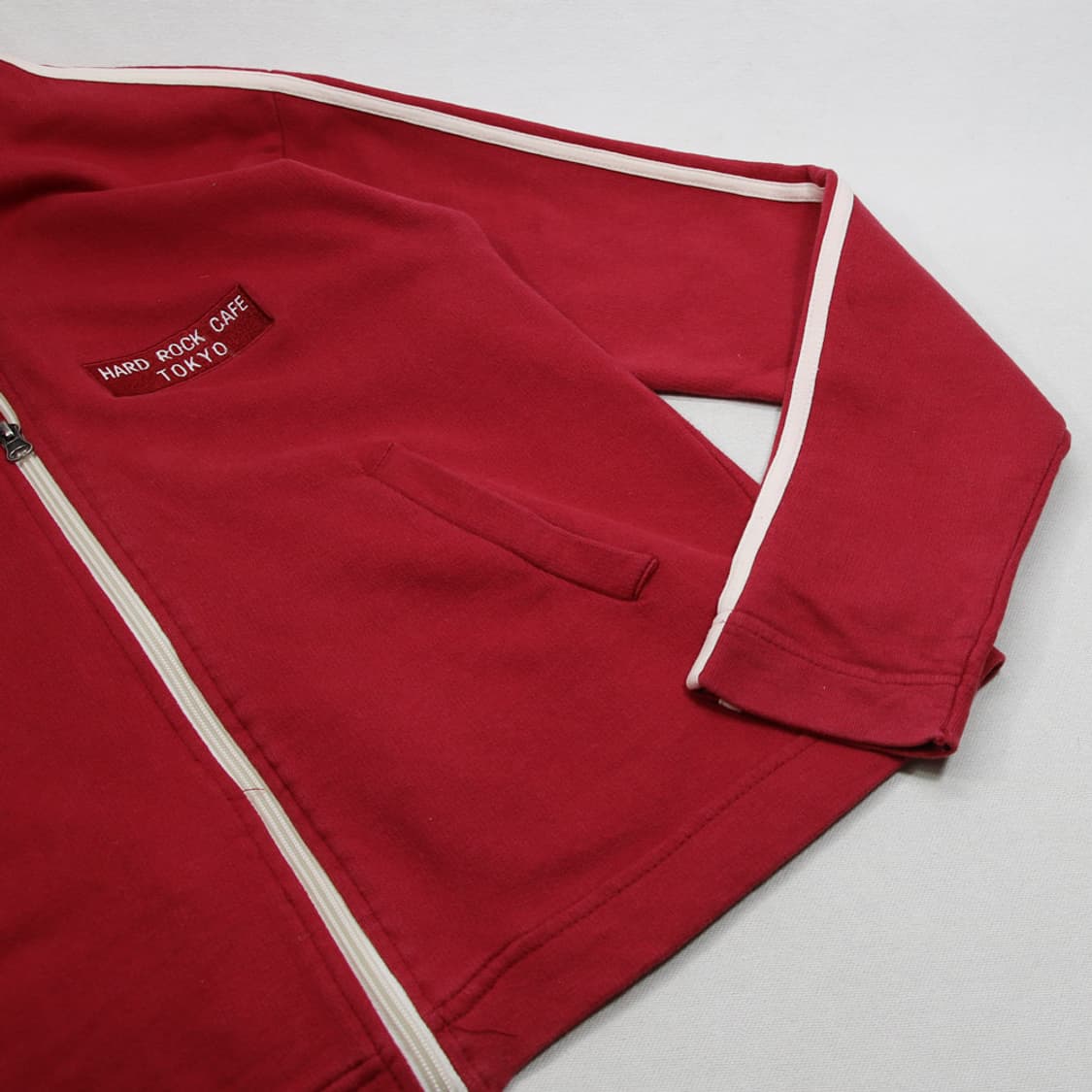 (착용컷) Hard Rock CAFE 트랙 자켓 (남성용 95) 상품이미지7