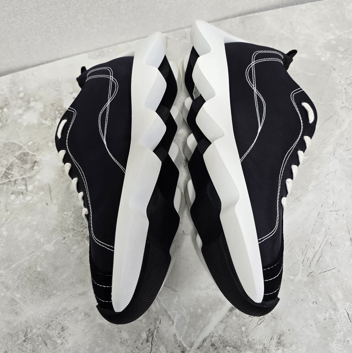 에르메스 엔볼 스니커즈 신발 38사이즈 판매 상품이미지3