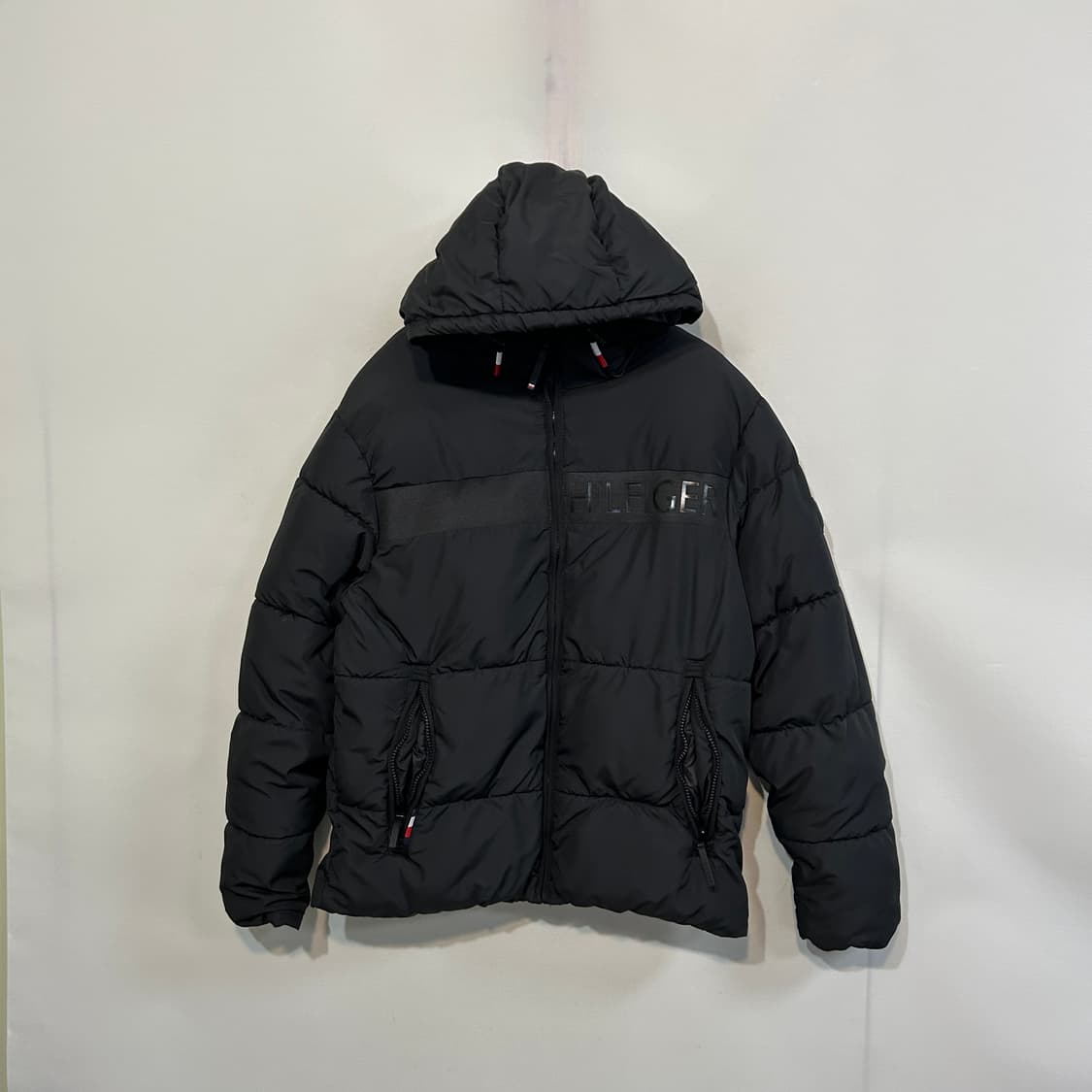 타미힐피거 남성 푸퍼 패딩 95-100 상태최상 상품이미지1