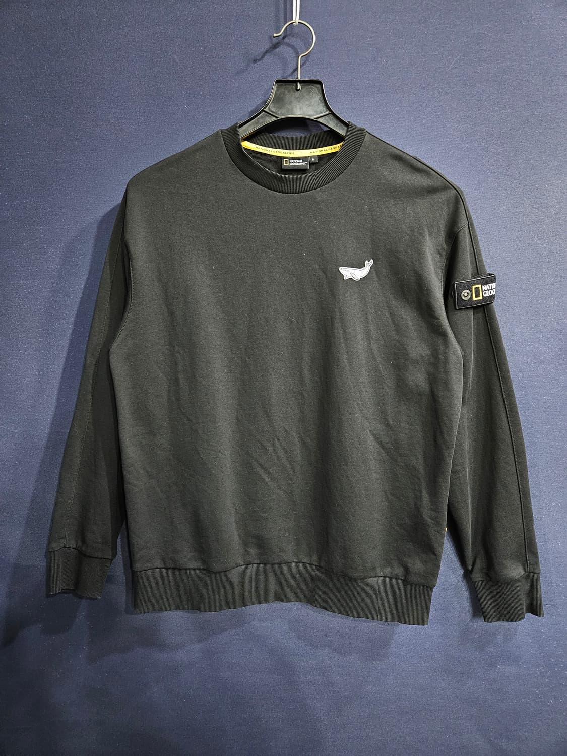 내셔널지오그래픽 블랙 남성 세미오버핏 95 맨투맨  상품이미지1